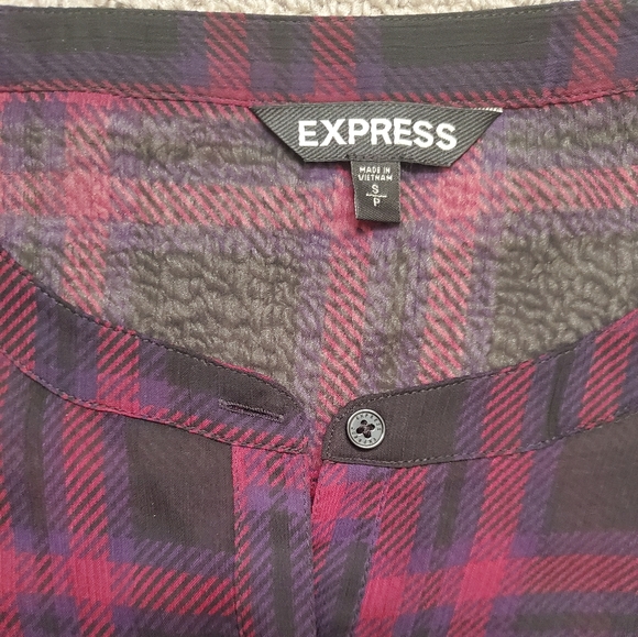 Express Top - Picture 2 of 3